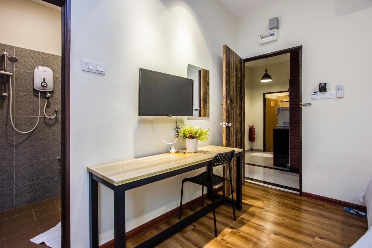 Surprised Homestay Butterworth Buitenkant foto